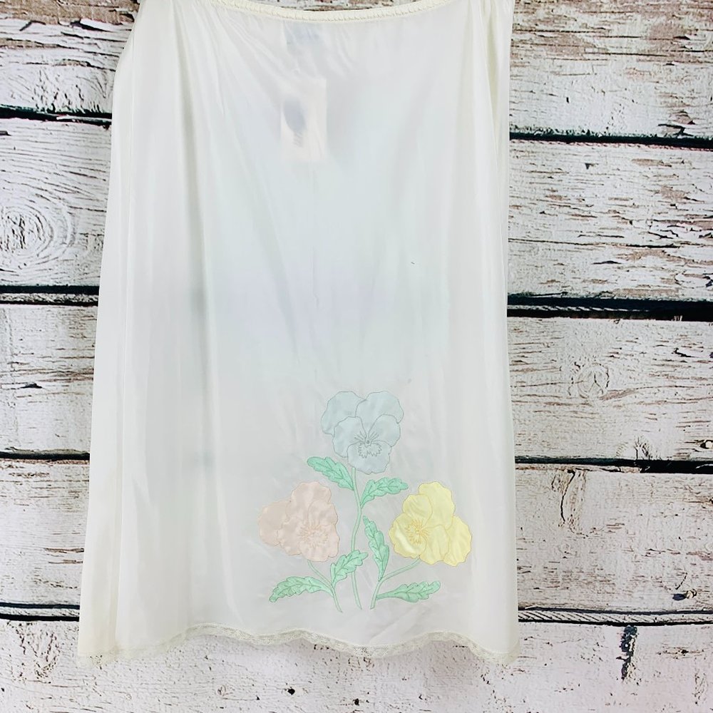 Corhan Women's Vintage Slip Ivory Small